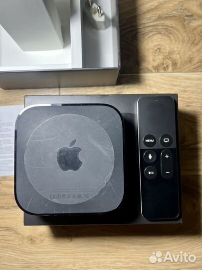 Приставка для телевизора Apple TV 4