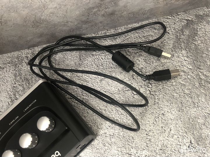 Звуковая карта Behringer UM-2 Uphoria