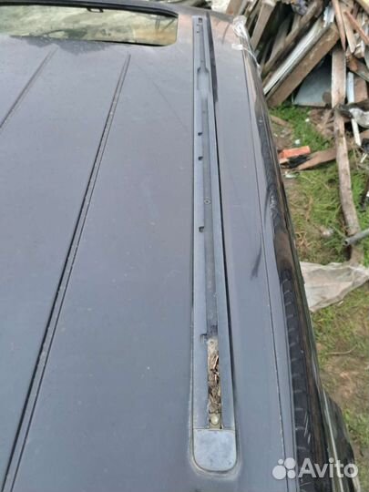 Молдинг крыши на Porsche Cayenne