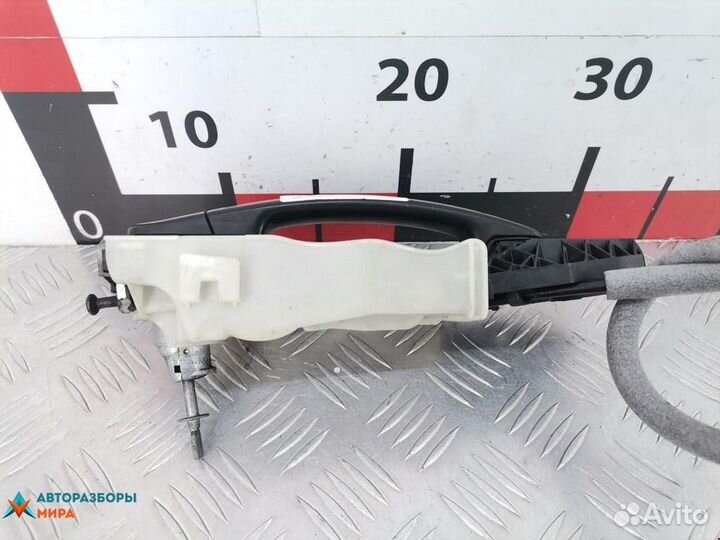 Ручка наружная передняя правая Skoda Rapid 2013