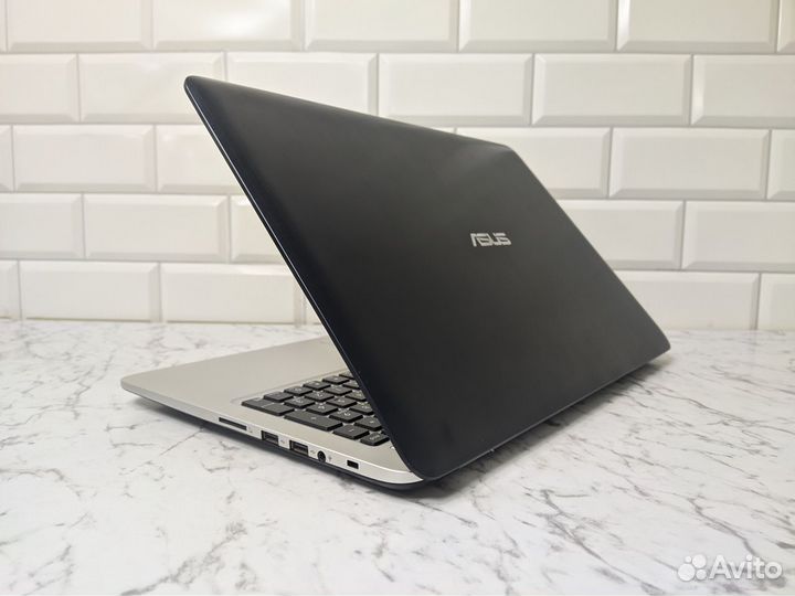 Ноутбук Asus Core i3/ GT 940M