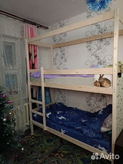 Кровать двухъярусная