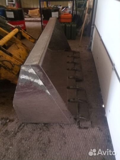 Экскаватор-погрузчик New Holland LB110B, 2006