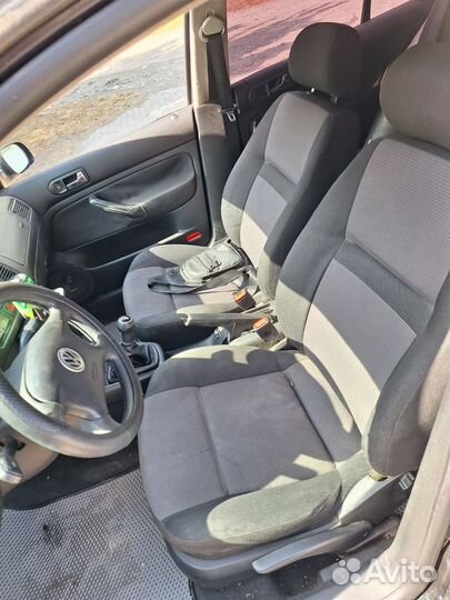 Volkswagen Golf 1.4 МТ, 2000, 308 000 км