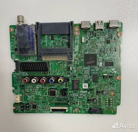 Телевизор Samsung UE32F5020AK в разборе