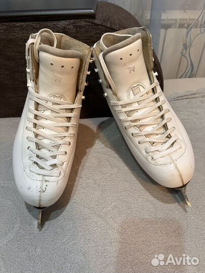 Фигурные коньки risport rf3 pro