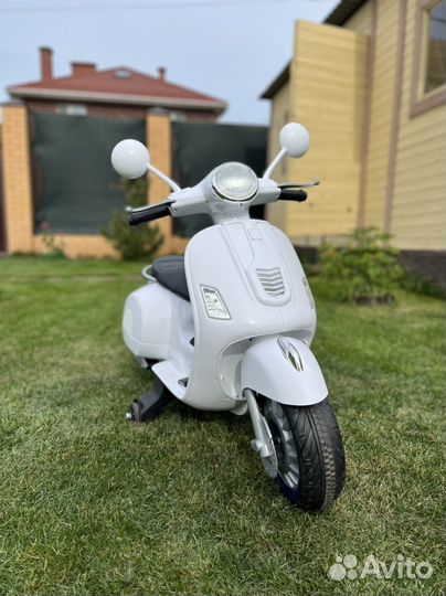 Электрический скутер Toy Land mxm318