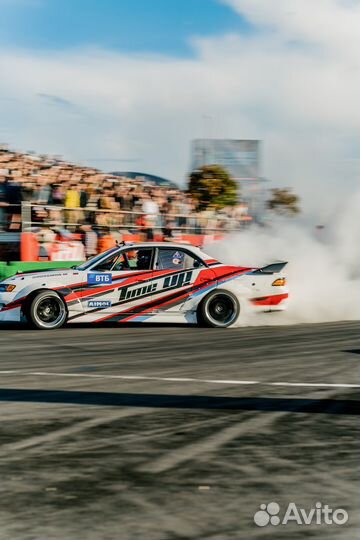 Фотограф и видеограф на свадьбу