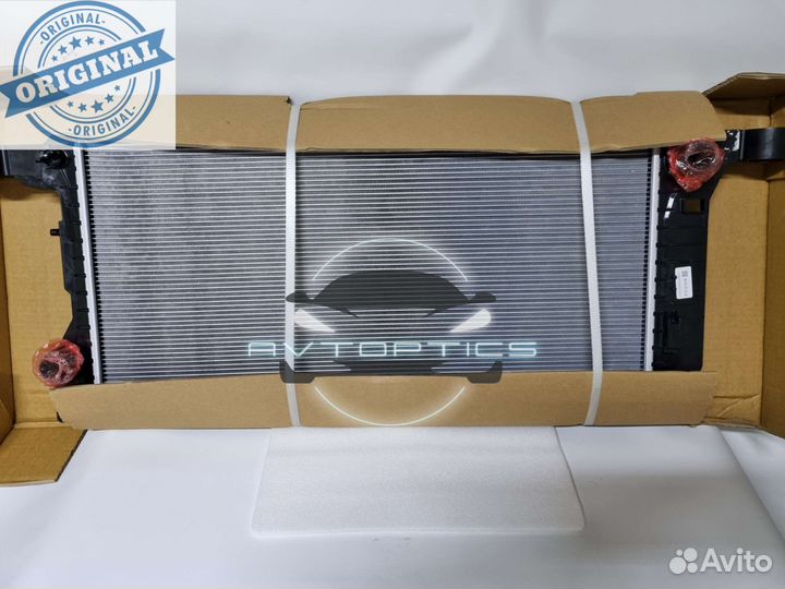 Радиатор охлаждения двигателя Geely Tugella