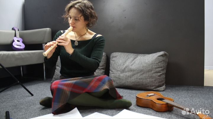 Уроки игры на укулеле, вистле, блок-флейте, вокал