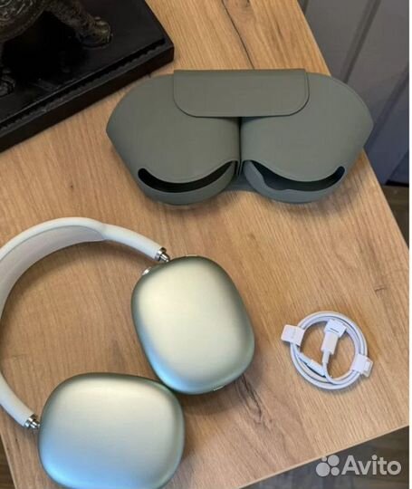 Apple airpods Max Green 