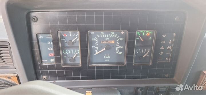 Тентованный грузовик TATA 2784, 2008