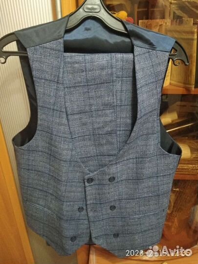 Костюм мужской