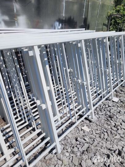 Монтажник ограждений