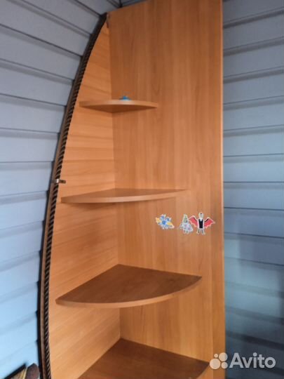 Компьютерный стол