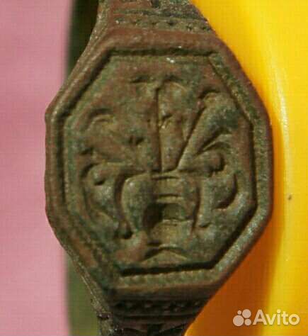 Старинное кольцо-печатка