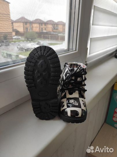 Ботинки детские новые
