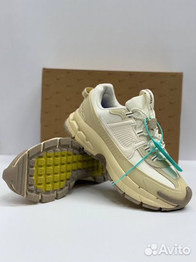 Кроссовки Nike Zoom Vomero