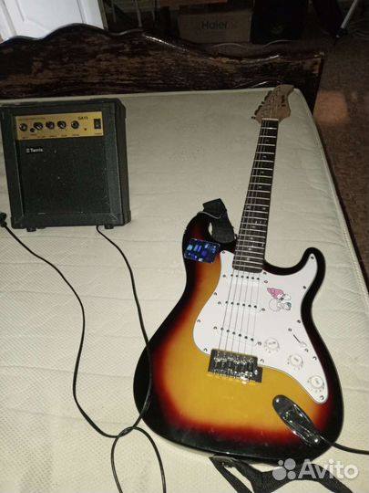 Электрогитара