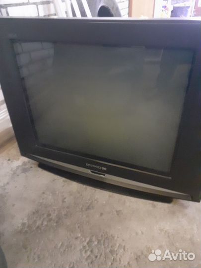 Продам телевизор