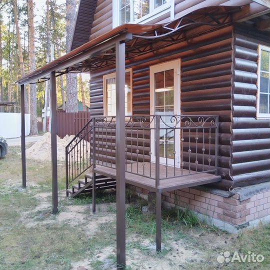 Металлическая лестница