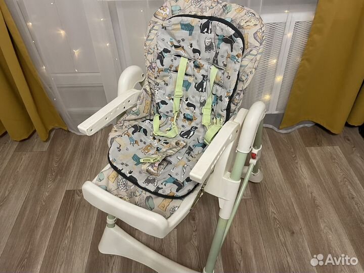 Стульчик для кормления happy baby