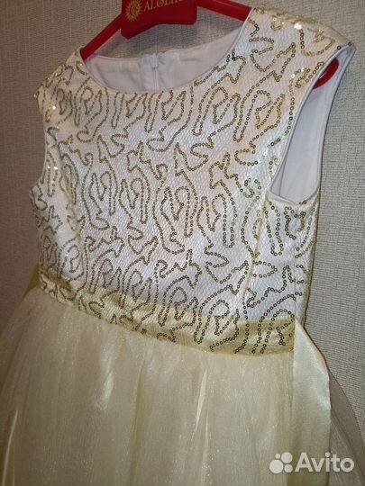 Новогоднее платье р 128