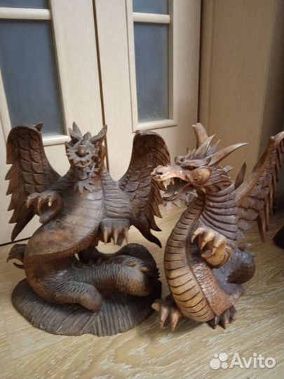 Дракон фигура резная из дерева 2шт