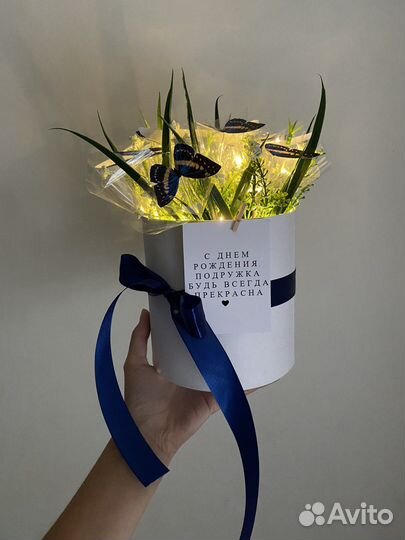 Букет из бабочек светящийся с гирляндой