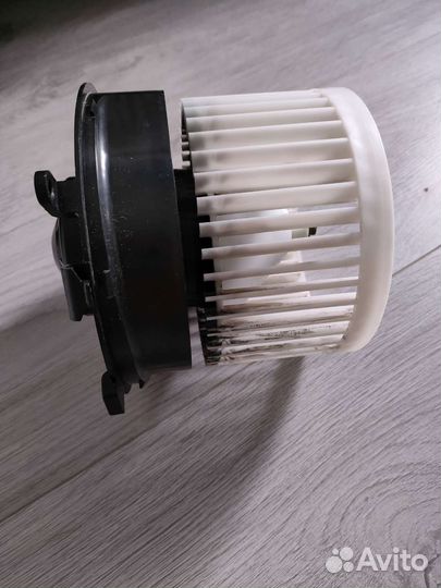 Моторчик печки nissan Х-trail T31 оригинал