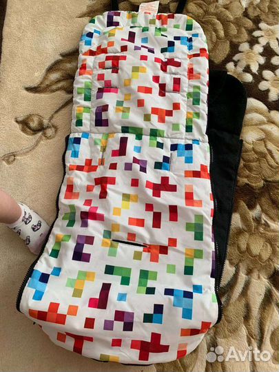 Накидка на ножки в коляску