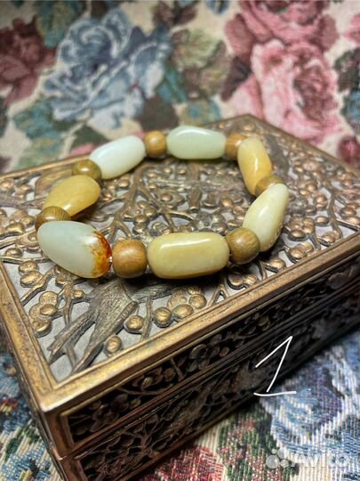 Хотанский нефритовый браслет