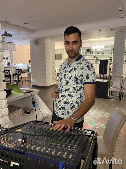 Музыкант диджей на свадьбу юбилей банкет