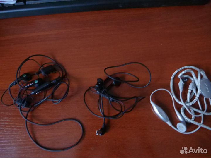 Наушники Philips, Samsung, LG