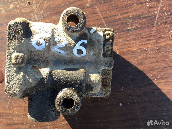 Распределитель тормозных сил Mazda 626 GE 91-97 гг