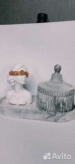 Мужское и женское тело. Статуэтки. Декор для дома