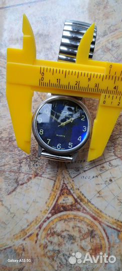 Часы кварцевые японский механизм