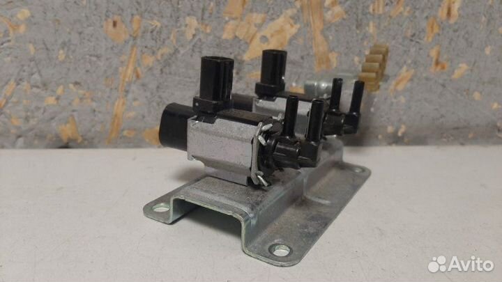 Клапан управления коллектором Ford Focus 2 1.8 2.0