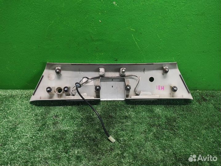 Накладка крышки багажника Chevrolet Spark (M300)