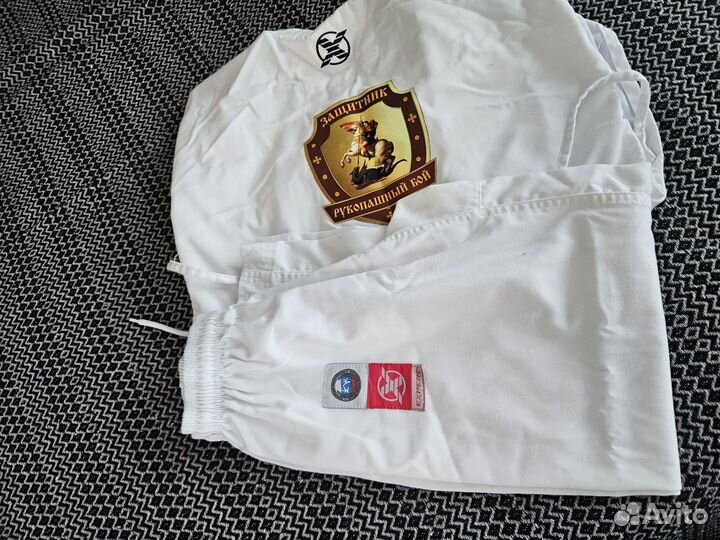 Костюм на дзюдо 146 -152 и перчатки