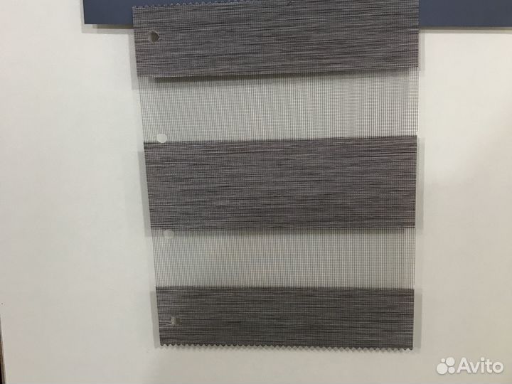 Жалюзи. Рулонные шторы Зебра. День ночь. Топ