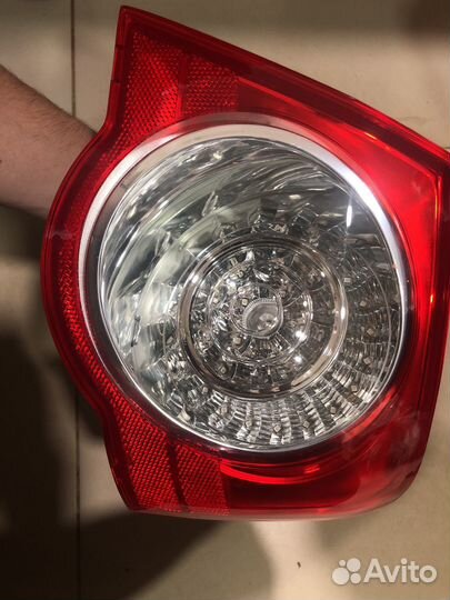 Volkswagen б6 задний фонарь