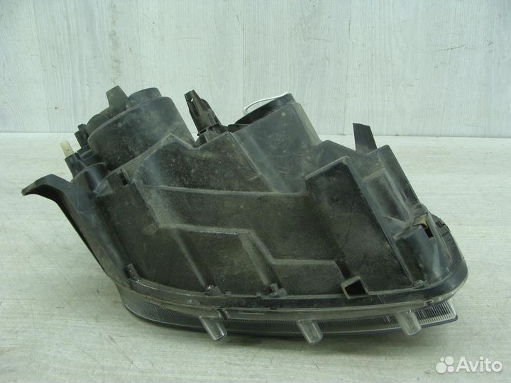 Фара левая Renault Duster