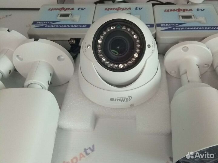 Комплект видеонаблюдения Dahua 12 камер zoom