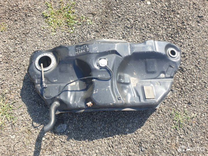 Бак топливный Бензобак Toyota Mark Ii X110 1GFE