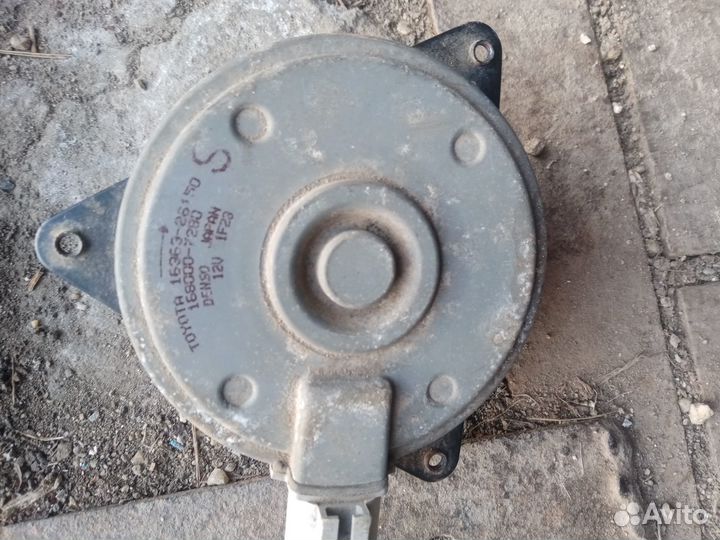 Электромотор вентилятора тойота