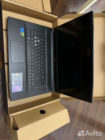 Ноутбук MSI Katana 17 B12VFK-271XRU