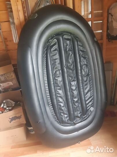 Лодка весельная