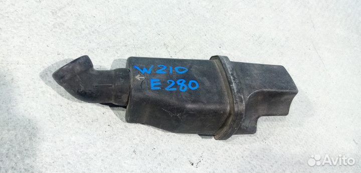 Резонатор воздушного фильтра Mercedes-Benz M-Class