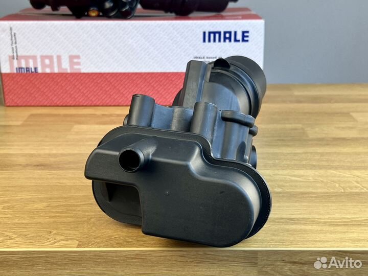 Корпус масляного фильтра VAG 06D115397K 2.0 FSI